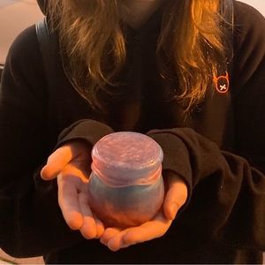 Resin jar